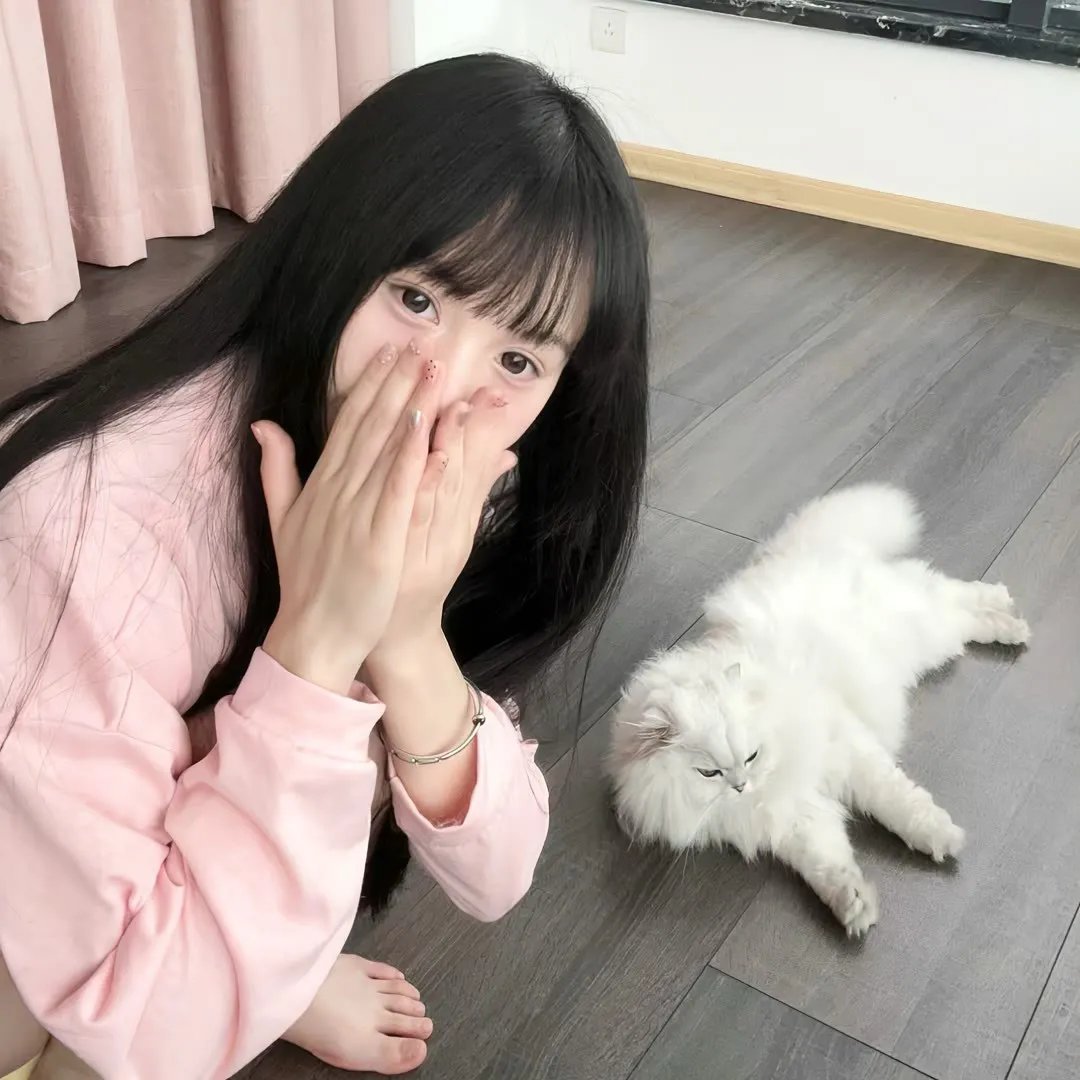 首富爸爸归来，落魄千金直接起飞